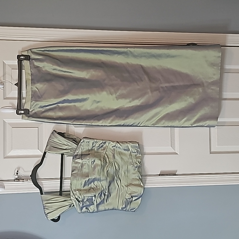 Elegant Green Skirt Set